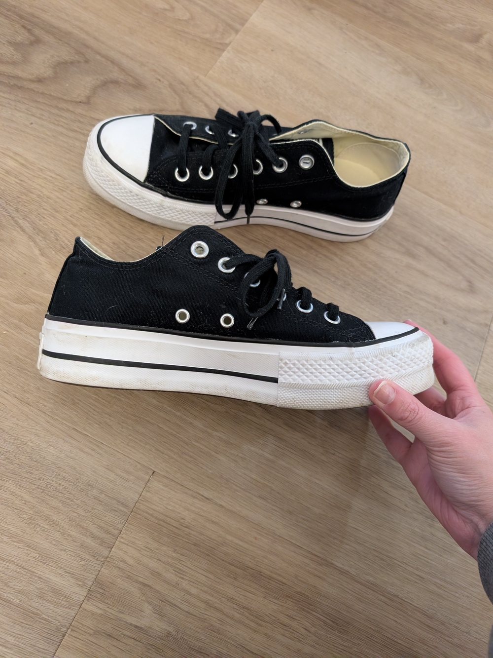 Converse Women's All Star Lift Platform Black Low-Top Canvas Sneakers Size 7